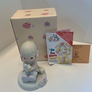 Enesco Growing in Grace Girl W/ Blocks Age 2 #136212 Porcelain Figurine